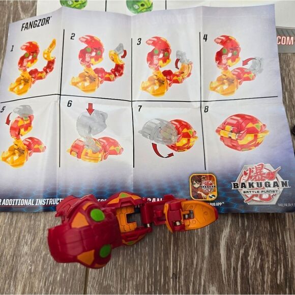 Huge Bakugan huge lot figures cards game pieces - Picture 10 of 10